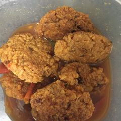 A picture of Rasa vada.