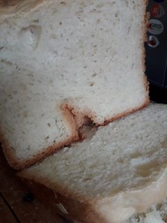 Kenyér sütés kenyérsütőben recept fotója