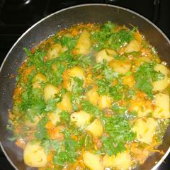 A picture of Potato stew.