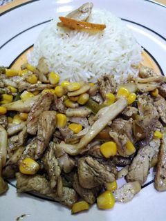 صورة لوصفة دجاج وارز مكسيكي