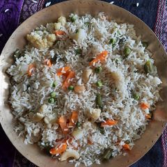 A picture of Steamed Vegetables Friedrice.