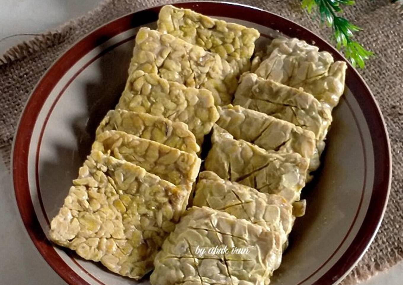Tempe ungkep bumbu Kuning