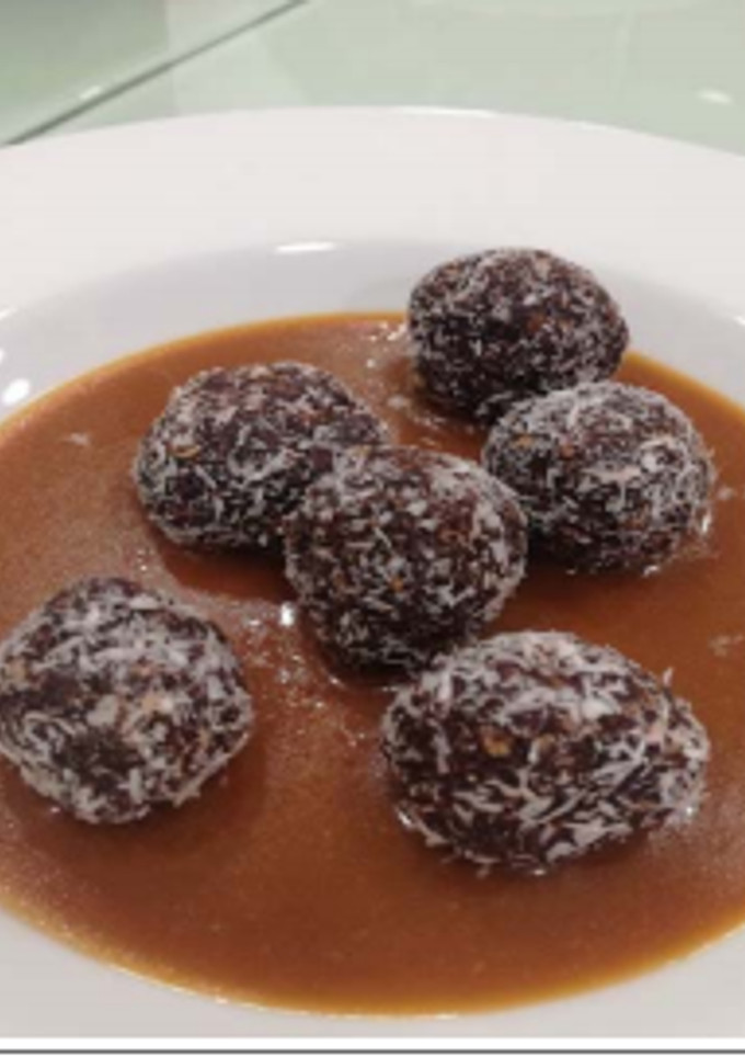 Una foto de Trufas de copos de avena y coco