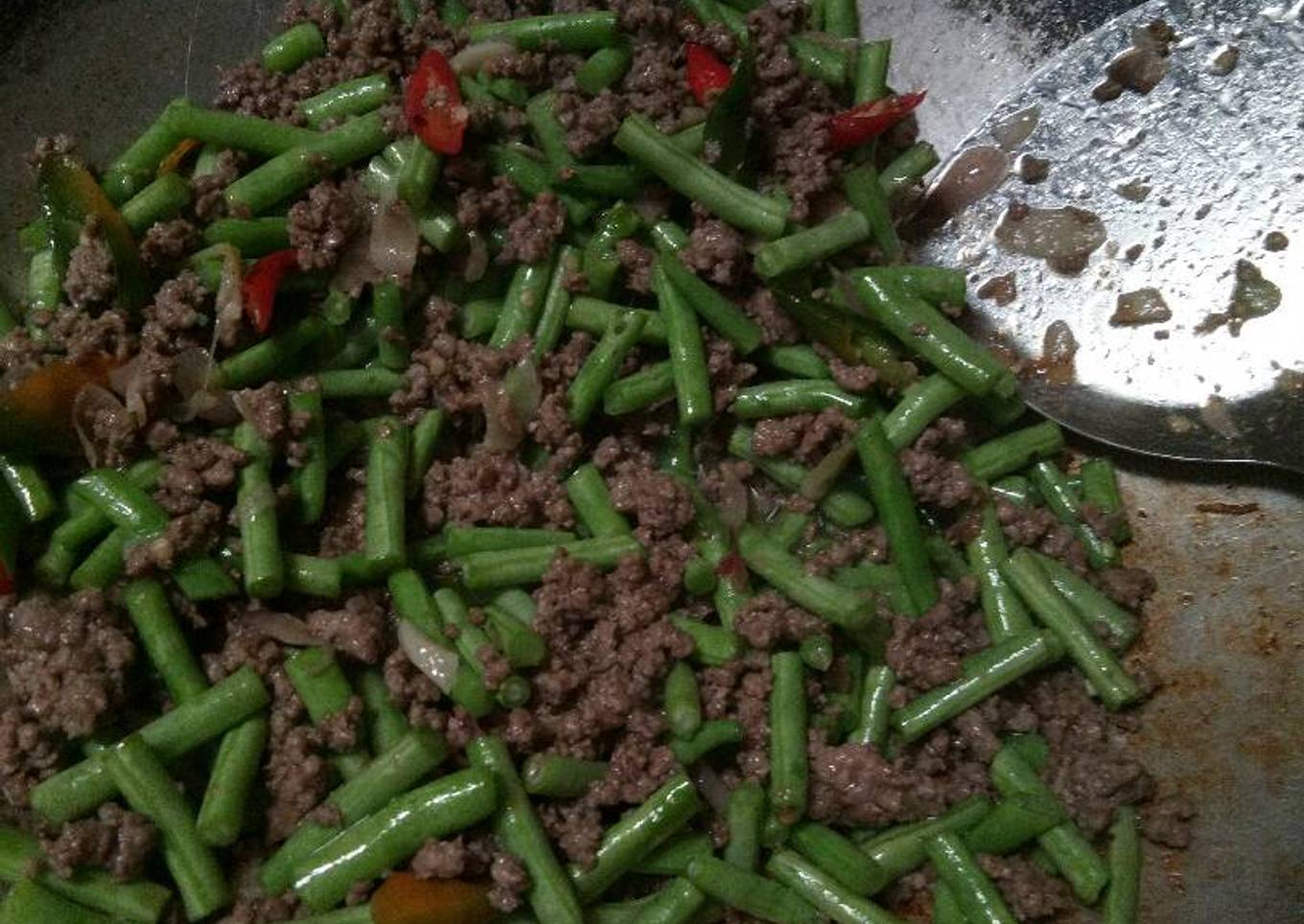 Tumis buncis daging cincang