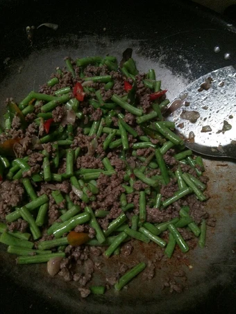 Langkah Mudah untuk Membuat Resep  Tumis buncis daging cincang yang Sempurna, Enak