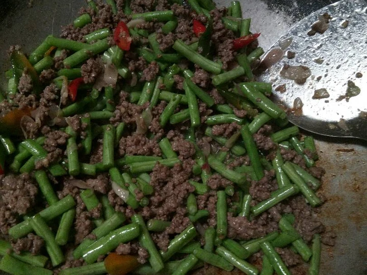 Langkah Mudah untuk Membuat Resep  Tumis buncis daging cincang yang Sempurna, Enak