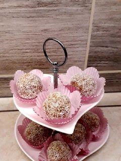 Almáspite golyó recept fotója