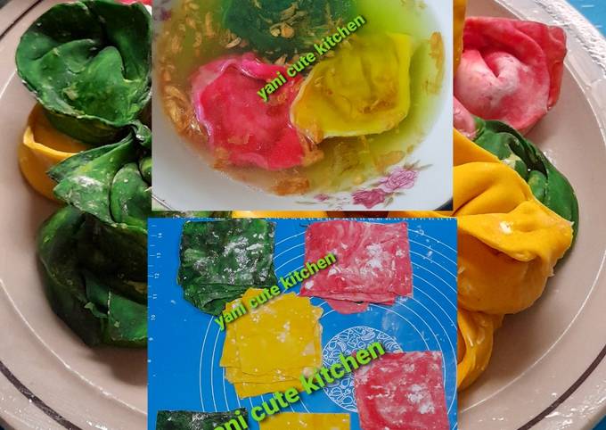 Recipe: Appetizing Pangsit Ayam Udang warna warni ala yani cute kitchen