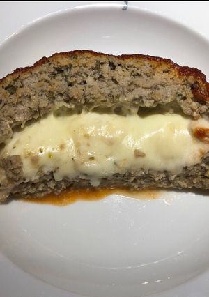 A picture of Cheesy Turkey Meatloaf.