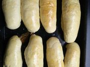 Una foto de pan de panchos son leche