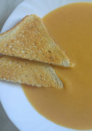 Gyors, finom sütőtök (brokkoli, karfiol, vegyes zöldség) krémleves recept fotója
