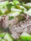 Canh bí đao nấu sườn cây