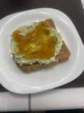 Tostada de queso de palta