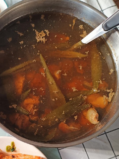 剝皮辣椒雞湯(電鍋) 的食譜成品照片