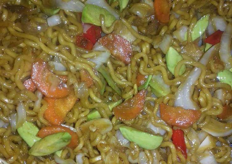 Cara Gampang Membuat Mi Goreng Simpel yang Lezat Sekali