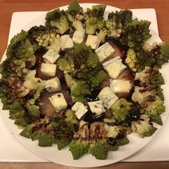 A picture of California Farm Romanesco Florets and Blue Cheese on Poached Pear.