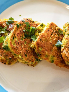 A picture of Vegan French toast / Non Fried Veggies Bread Pakoras.