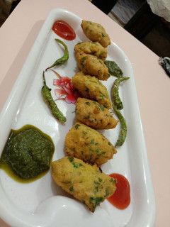 પાલક ટિક્કી (Palak tikki recipe in gujarati) રેસીપી મુખ્ય ફોટો