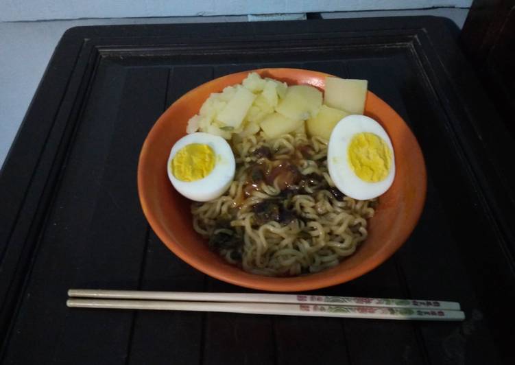 Ramen goreng Saus Tiram asam manis Khas Okinawa (Okinawan ramen yaki sweet and Sour oyster sauce)