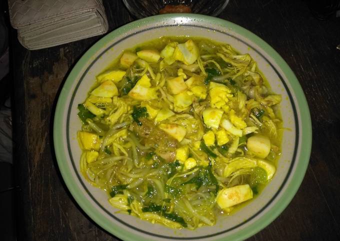 Soto kuning tanpa santan (Ayam)