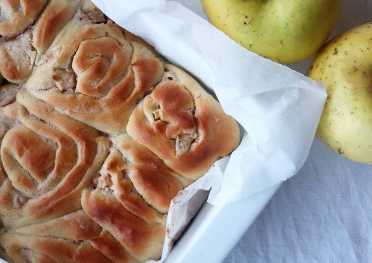 Germschnecken mit einer Frischkäse-Apfel-Zimt-Füllung 🍎