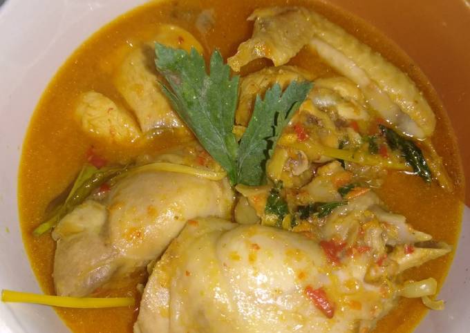 Ayam woku daun kemangi