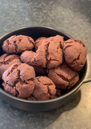 A picture of Chocolate cookies.