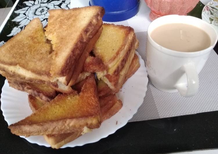 Recipe: Delicious Toast with ginger tea#festivecontestnairobieast#authormarathon