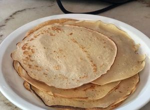 Una foto de Filhoas o Frilloas o Crepes o Panqueques franceses