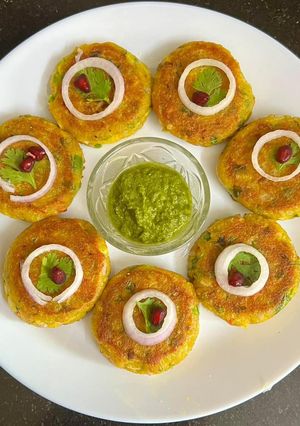 A picture of High protein moong daal paneer cutlet.
