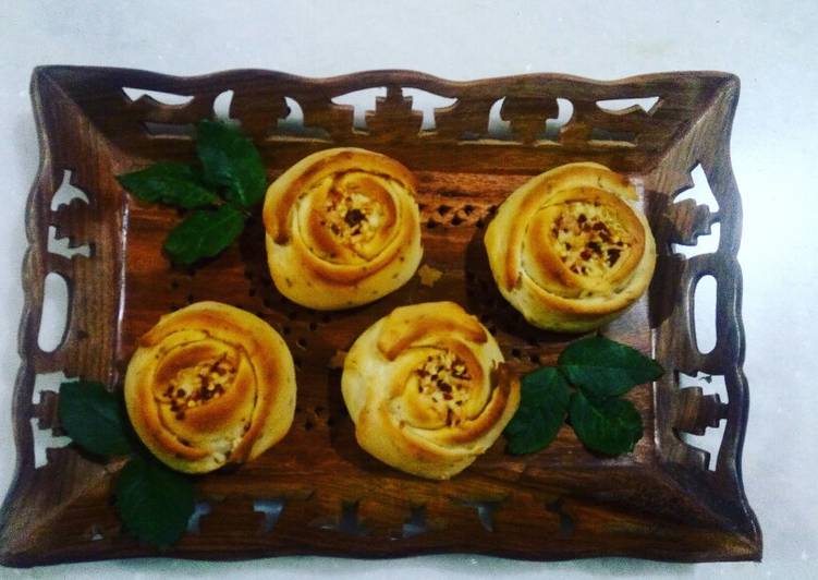 Whole Wheat Stuffed Roses