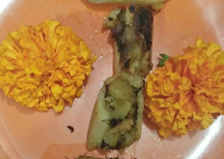 Lotus stem Stuffed with aalu methi