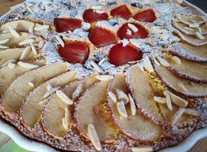 Mandulás alma-"torta" plusz gyümölcsökkel, gluténmentesen recept fotója
