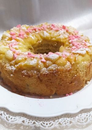 Una foto de Rosca Con Relleno De Manzana Para Pascua Matera