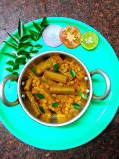 கிராம் தால் டிரம்ஸ்டிக் கரி செய்முறை முக்கிய புகைப்படம்