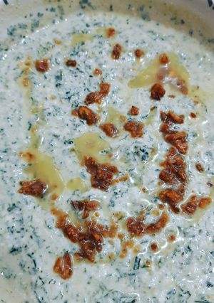 A picture of Bhathua raita.