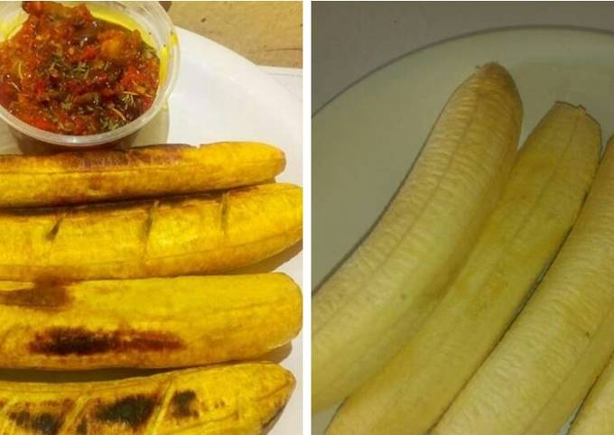 Roasted Plantain With Sauce Recipe By Sefunmi Cookpad