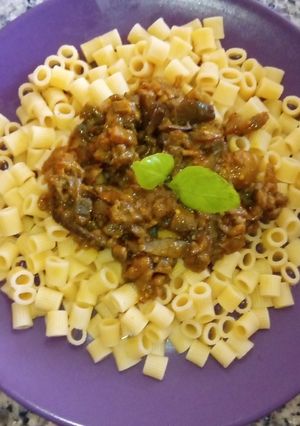 Una foto de Berenjena guisada en salsa de Jengibre y Cúrcuma
