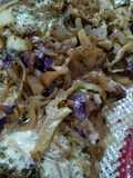 Pizza de repollo y cebolla