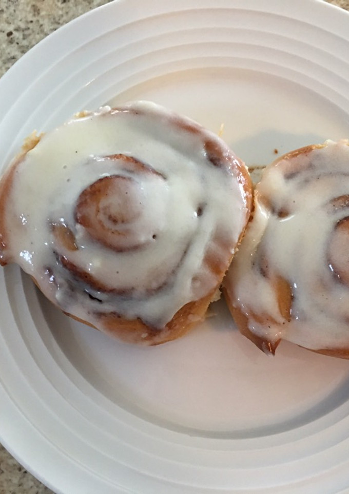 Una foto de Rollos de canela. Cinnamon rolls