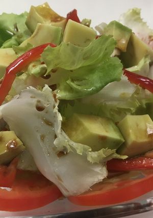 Hình của món Salad bơ.