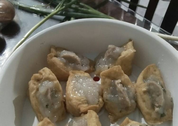 Tahu aci isi bakso