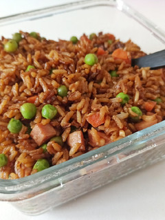 Una foto de Arroz tres delicias