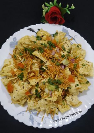 A picture of Chaat (Papad Chat).