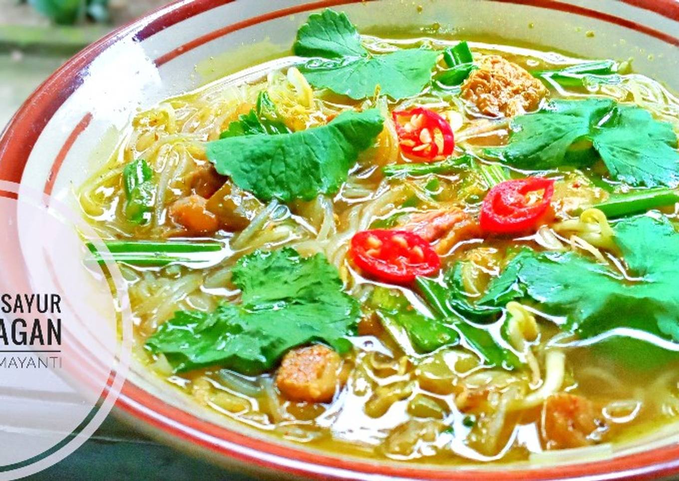 ⁴²Soto sapi daun pegagan