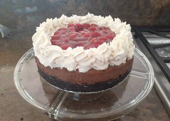 Ready to Serve Blackforest cheesecake Delicious Simple