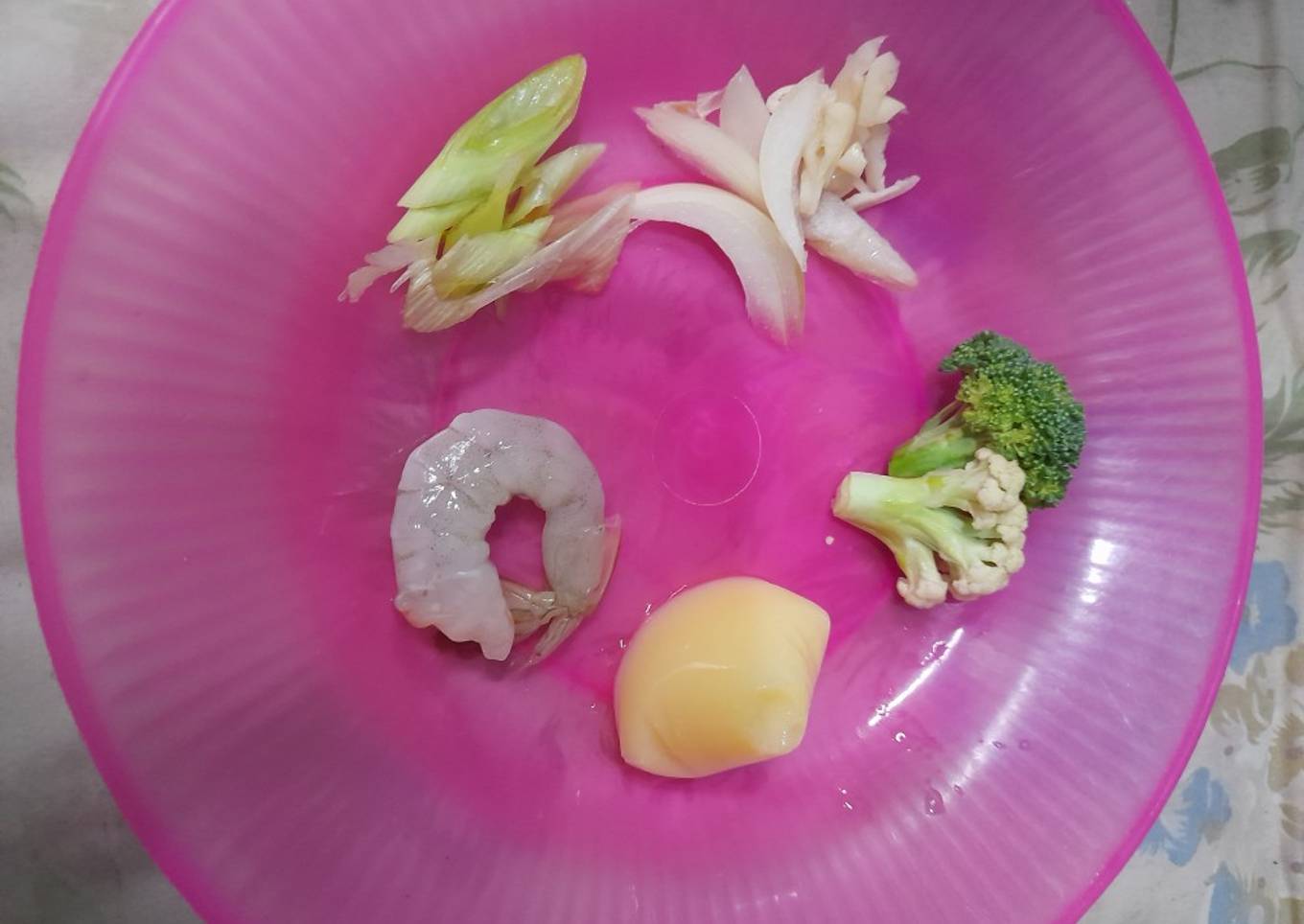 MPASI 6 BULAN (Hari Ke 8 : Bubur Udang Tofu)