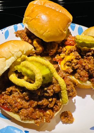 A picture of Quick Sloppy Cheeseburger 🍔 Bites.