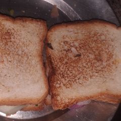 A picture of Bread Burger.
