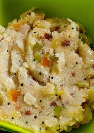 ઉપમા (Upma Recipe In Gujarati) રેસીપી મુખ્ય ફોટો